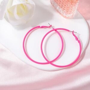 2.5 Inch Matte hoop earrings 🩷🌸